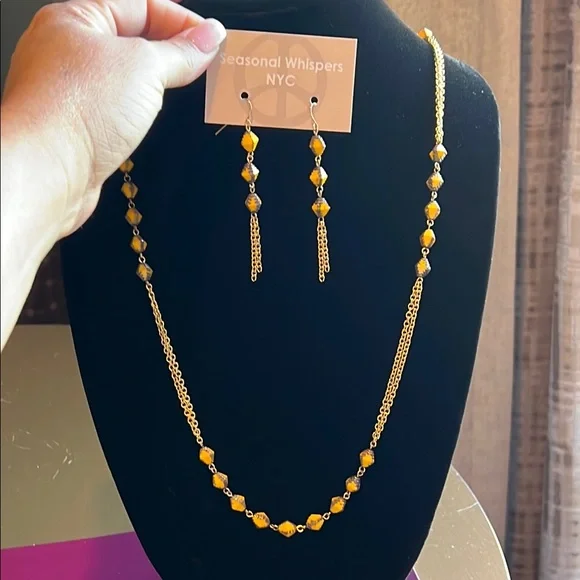 Authentic Seasonal Whispers Gold and Yellow Beaded Necklace and Earring Set New - Picture 17 of 17